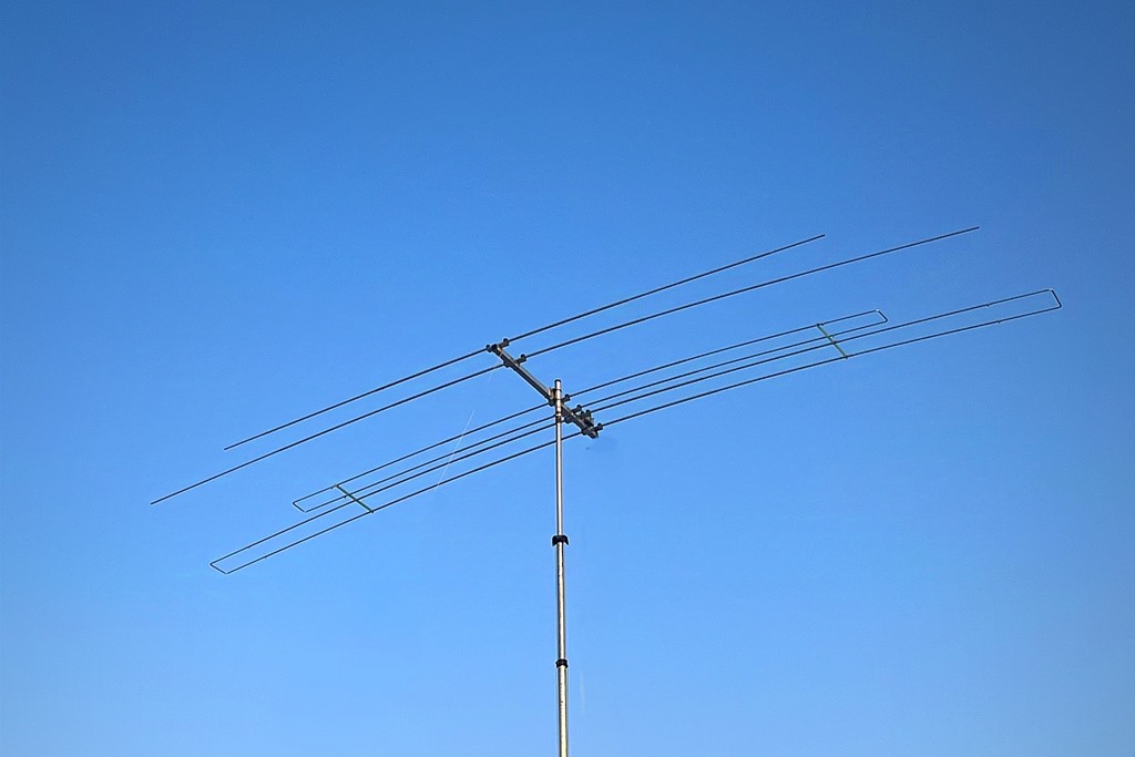 QM204WARC — 4-element dual-band lightweight Yagi (17/12 m)